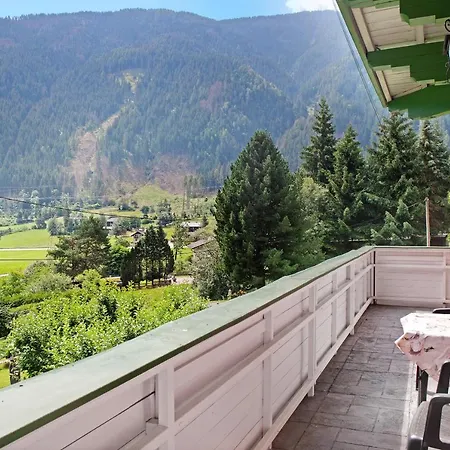 Hotel apartamentowy Flying Hirsch 3*