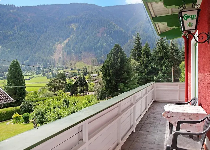 Hotel apartamentowy Flying Hirsch 3*